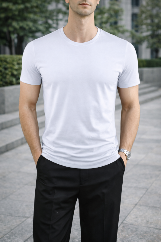 Tee-shirt à col rond ou en V "classique"